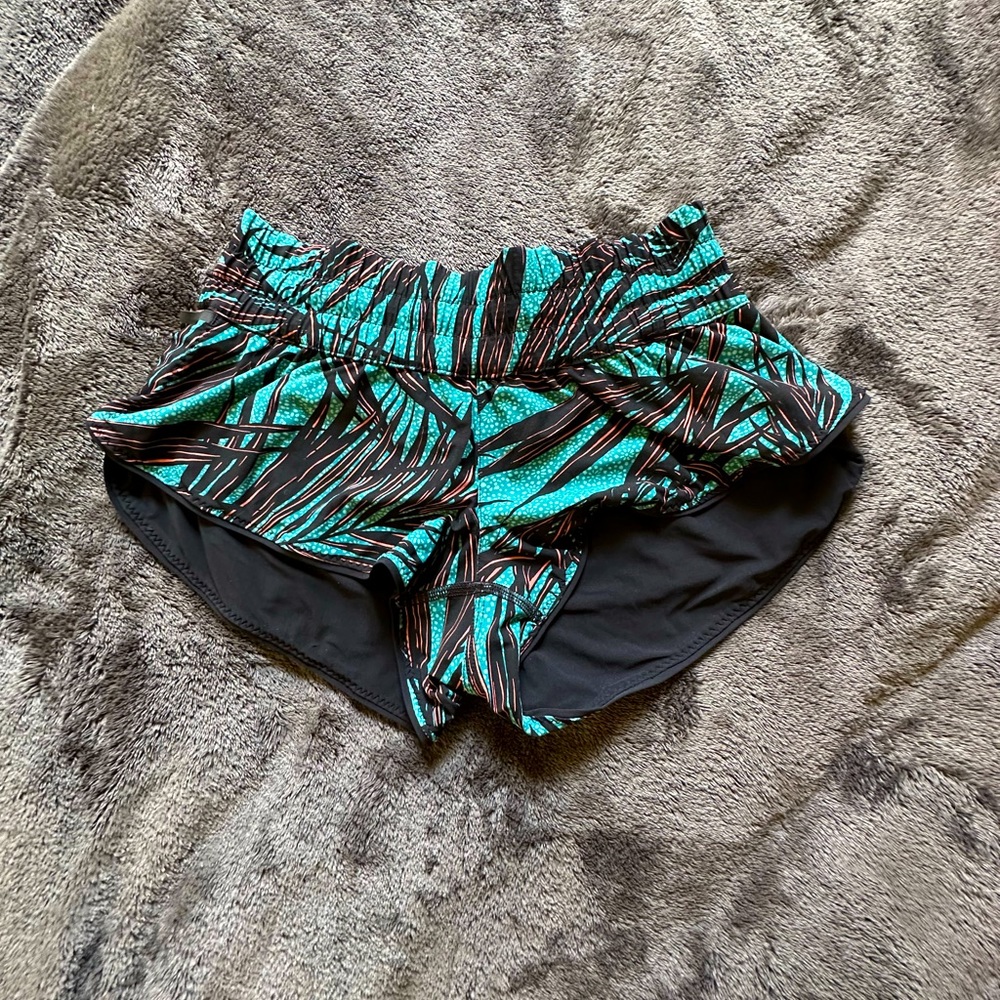 Lululemon shorts 2.5 inseam size 0